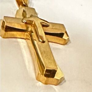 Vintage cross pendant